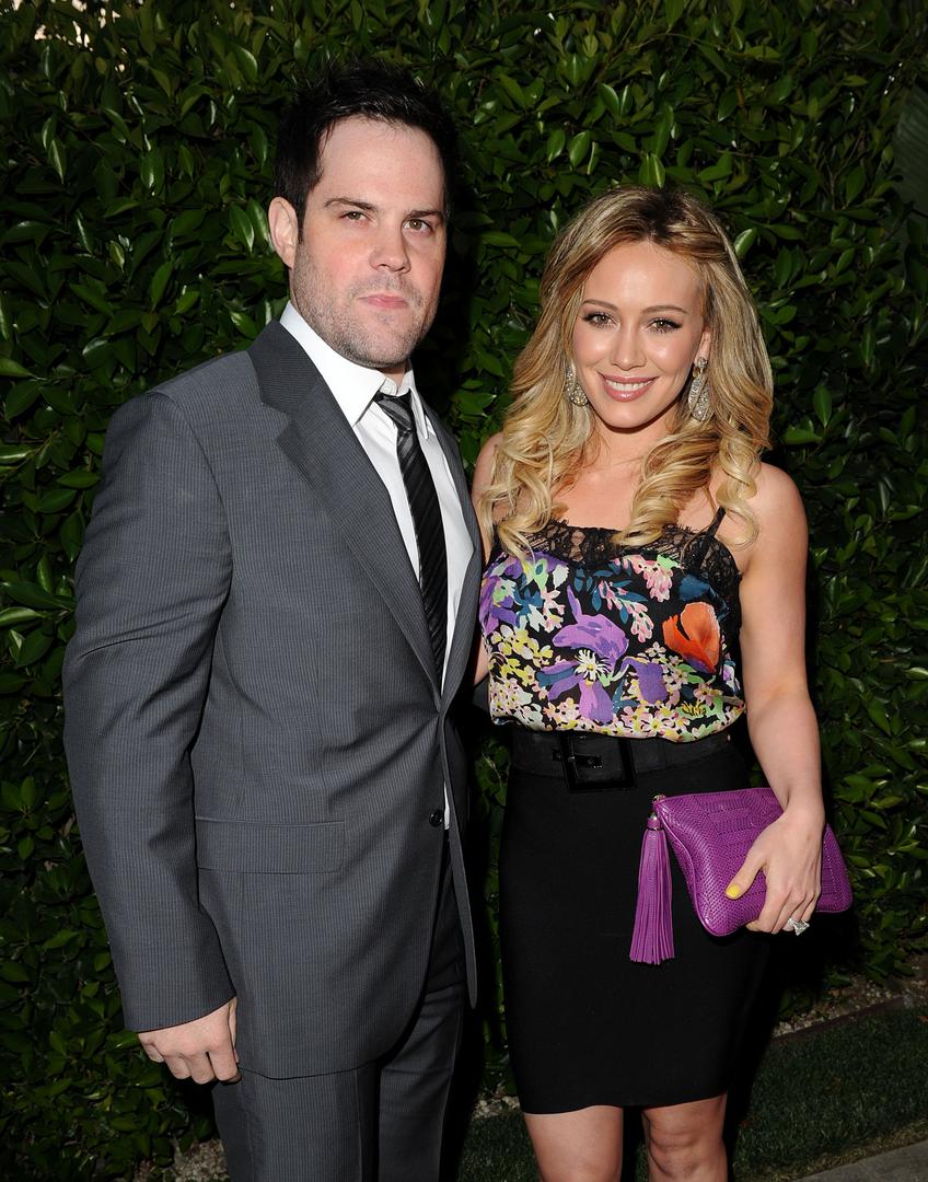 - Moje djevičanstvo definitivno je nešto što volim kod sebe - rekla je  Hillary 2006. godine. Prošle godine rastala se od Mikea s kojim ima sina.