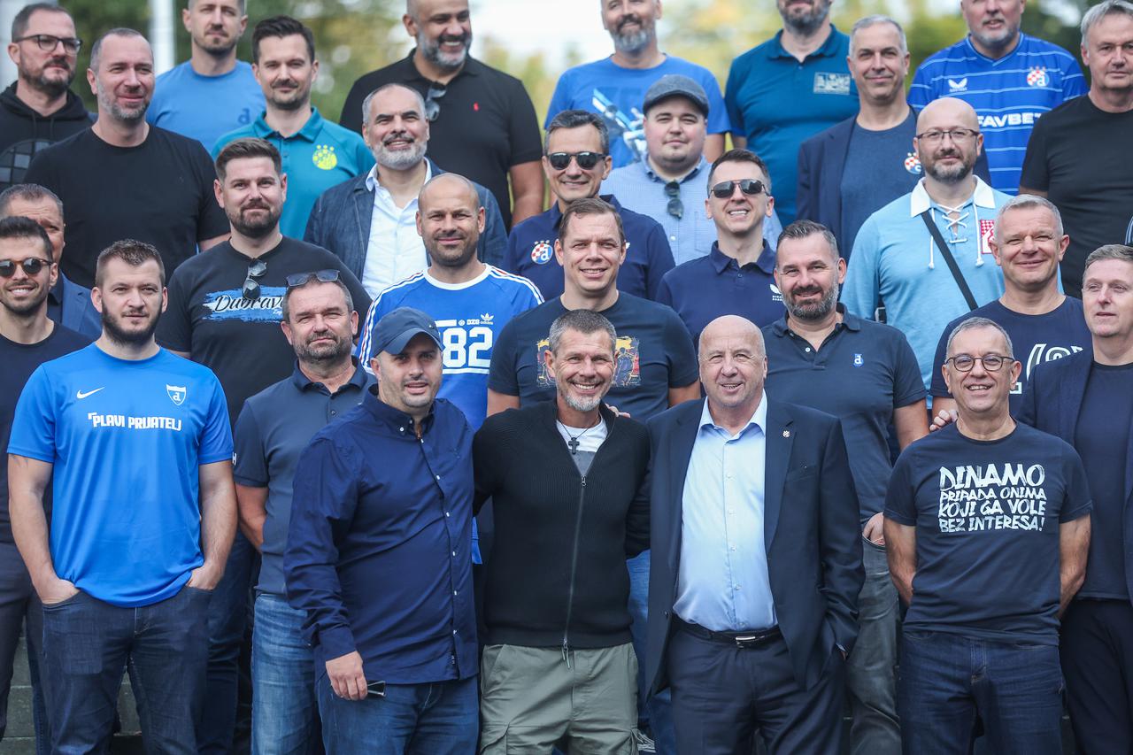 Zagreb: Počeli izbori u Dinamu, glasao Zvonimir Boban 