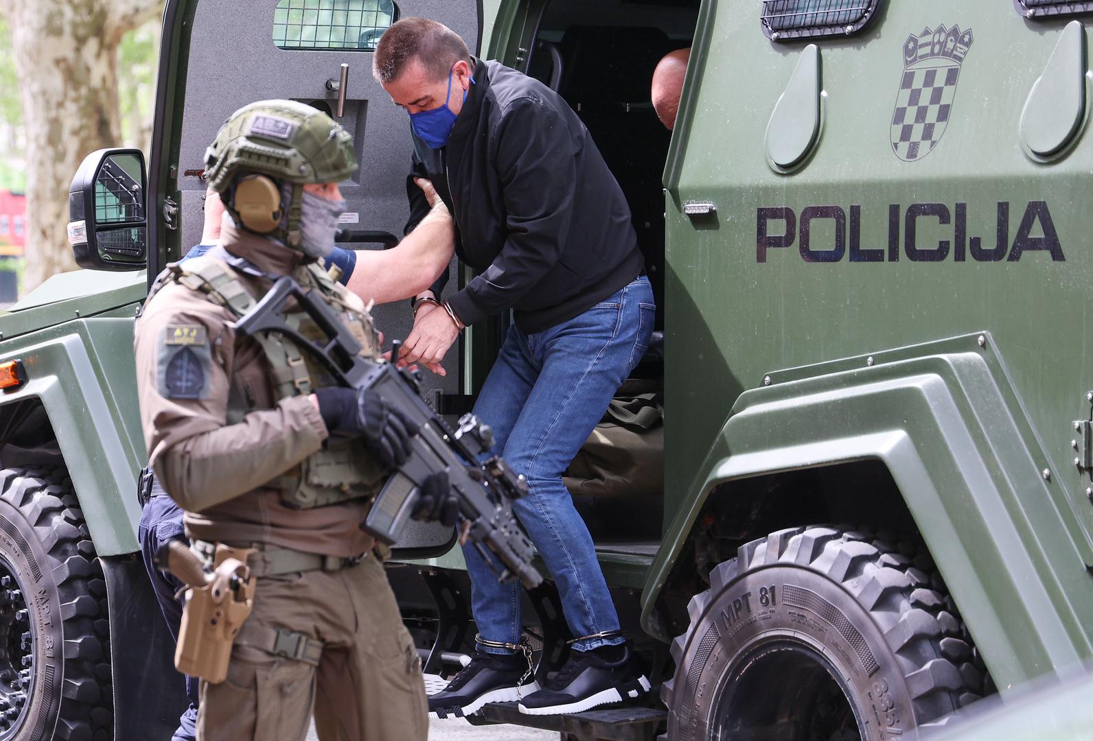 Riječ je o vrlo kriptiranoj komunikaciji, koju je  dekriptirao Europol, a posljedica toga  je masovni policijski udar na razne kriminalne skupine diljem svijeta.
