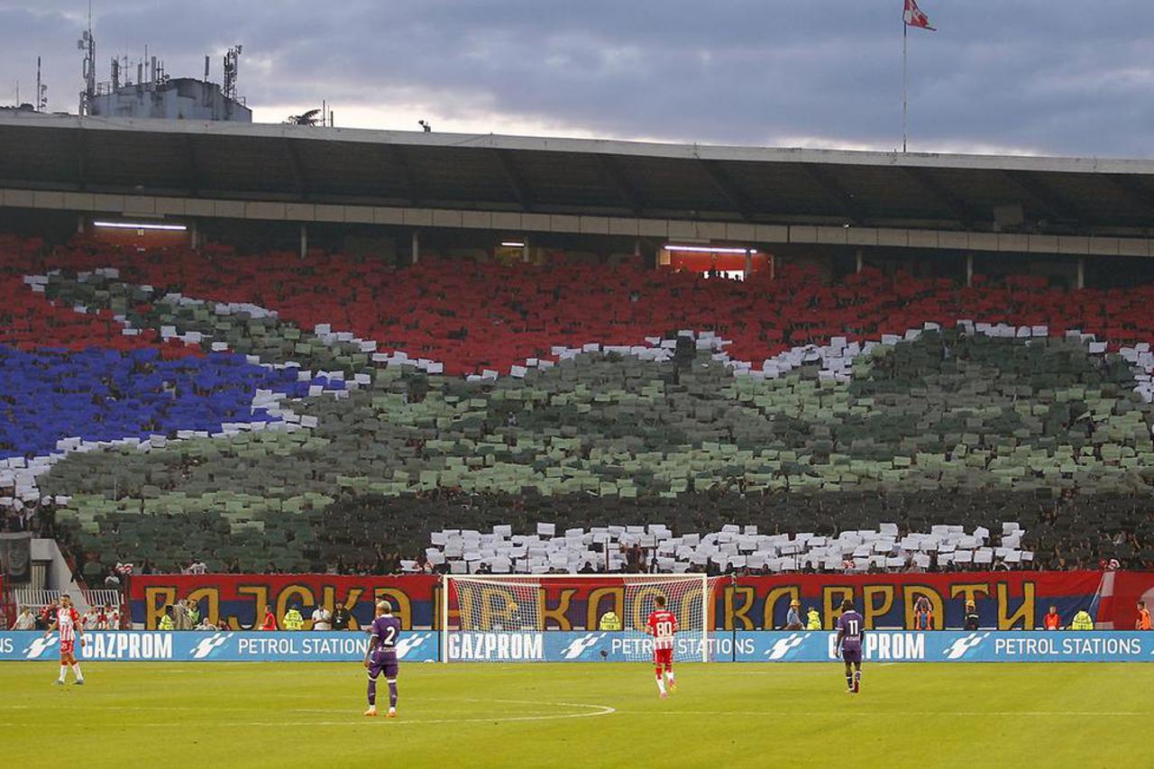 Beograd: Delije podigli koreografiju ogromnog tenka: Kad se vojska na Kosovo vrati