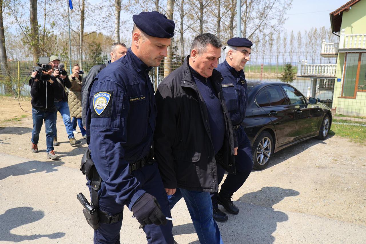 Pao načelnik Čeminca: Uhićeni Zlatko Pinjuh i sinovi