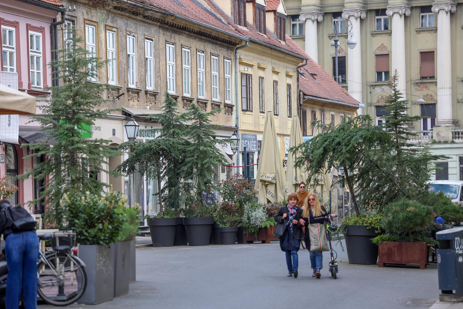 Umjesto živog urbanog prostora, građane ondje dočekuje dojam nedovršenog i zapuštenog projekta.