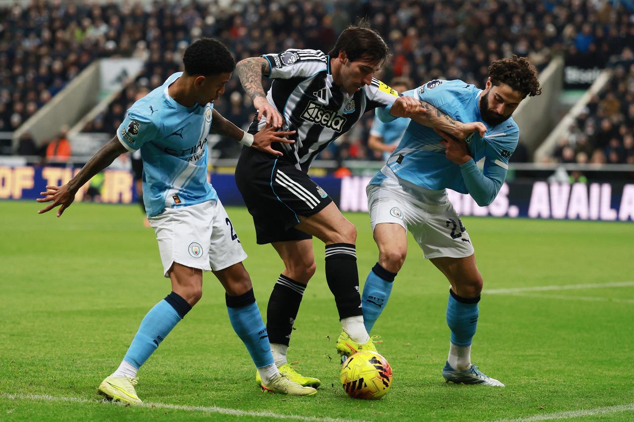 Premier League - Newcastle United v Manchester City
