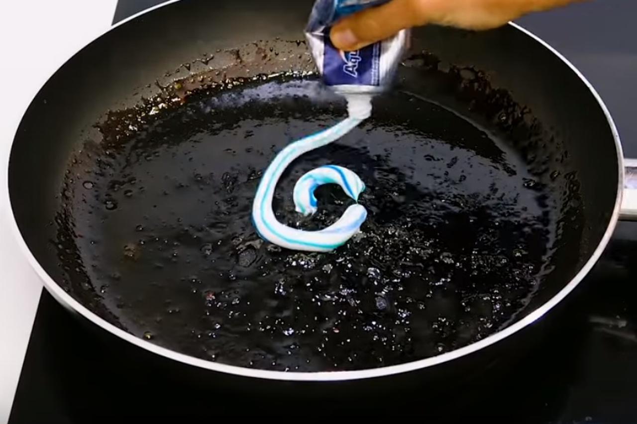 Kako očistiti tavu pastom za zube