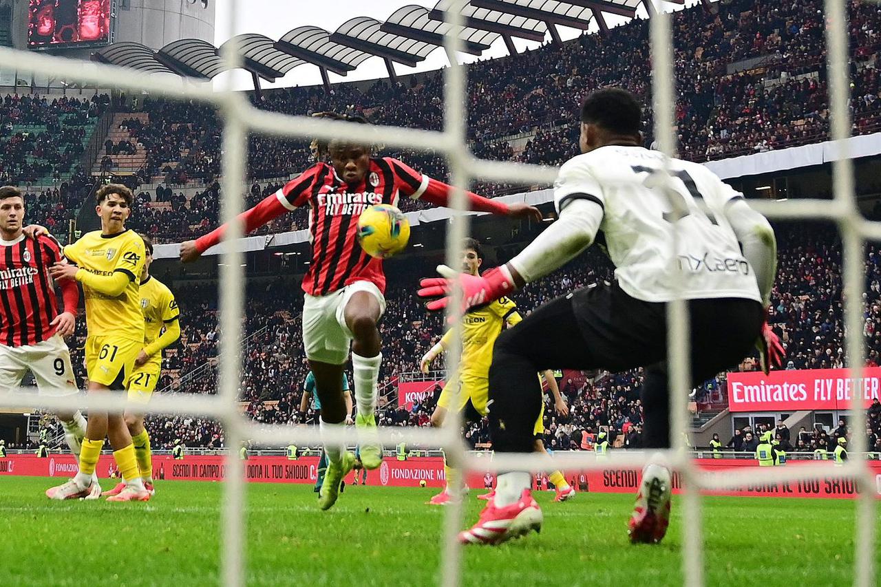 Serie A - AC Milan v Parma