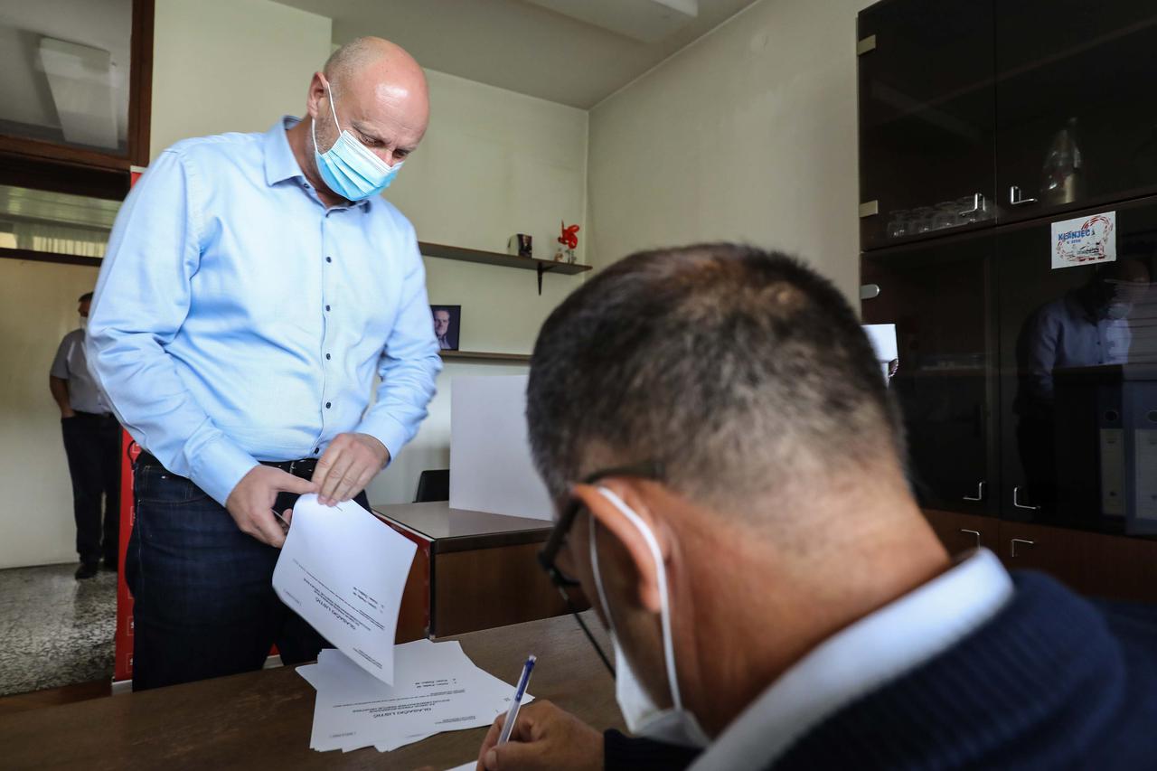 Klanjec: Željko Kolar glasao na unutarstranačkim izborima