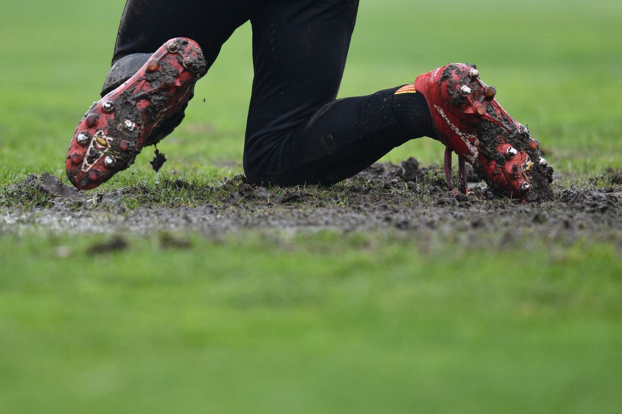 Zagreb: Blatnjav teren uoči početka utakmice Lokomotiva - Rudeš 