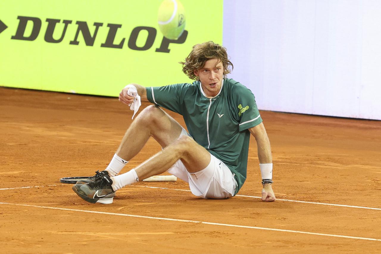 Felix Auger-Aliassime izgubio u finalu Madrid Opena od Andreja Rubljova