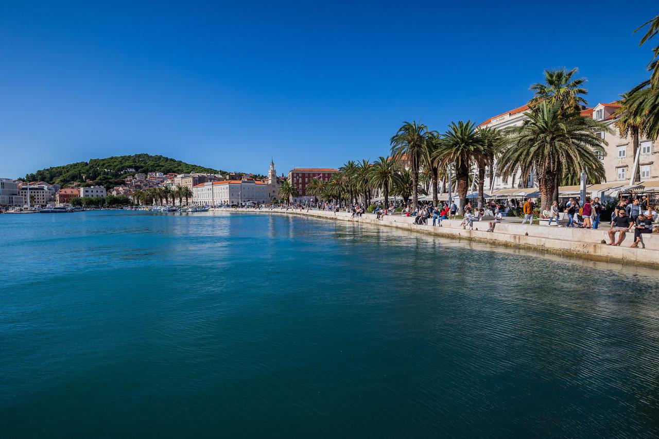 Sunčan dan u Splitu 