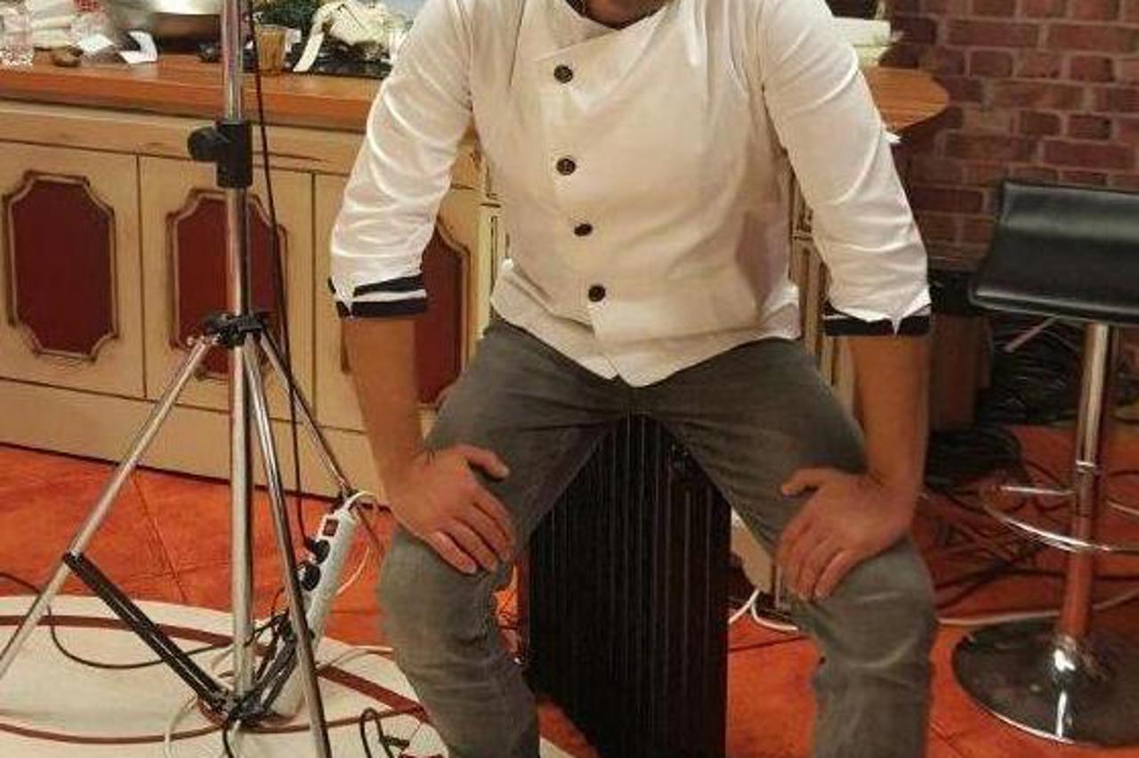 Tri,dva,jedan - kuhaj