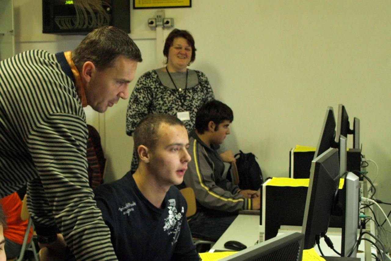 'Podravina-bilogora, 19.8.2012. Daruvar, Novcem IPA programa opremljena je i informaticka ucionica Snimio: MIchel Palijan / VLM'