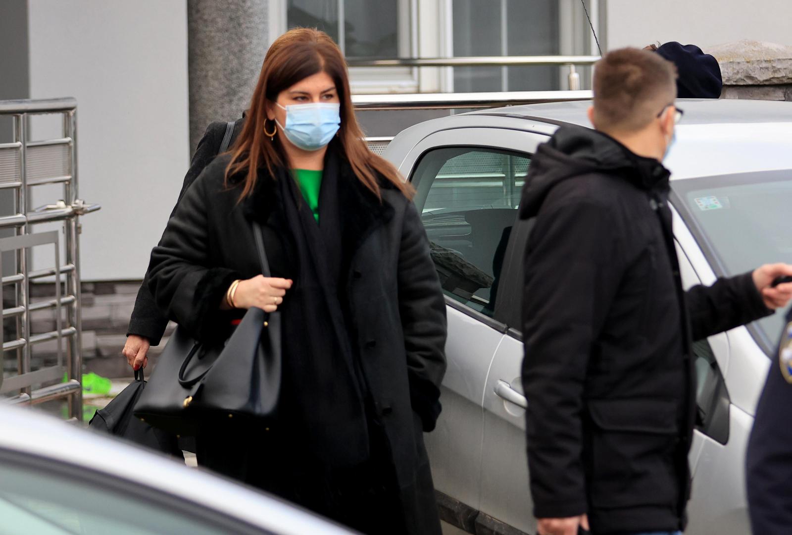 10.11.2021., Vinkovci - Kuca u vlasnistvu Gabrijele Zalac, uhicene zbog afere Softver. Gabrijela Zalac je uhicena i odlazi u pratnji istrazitelja 