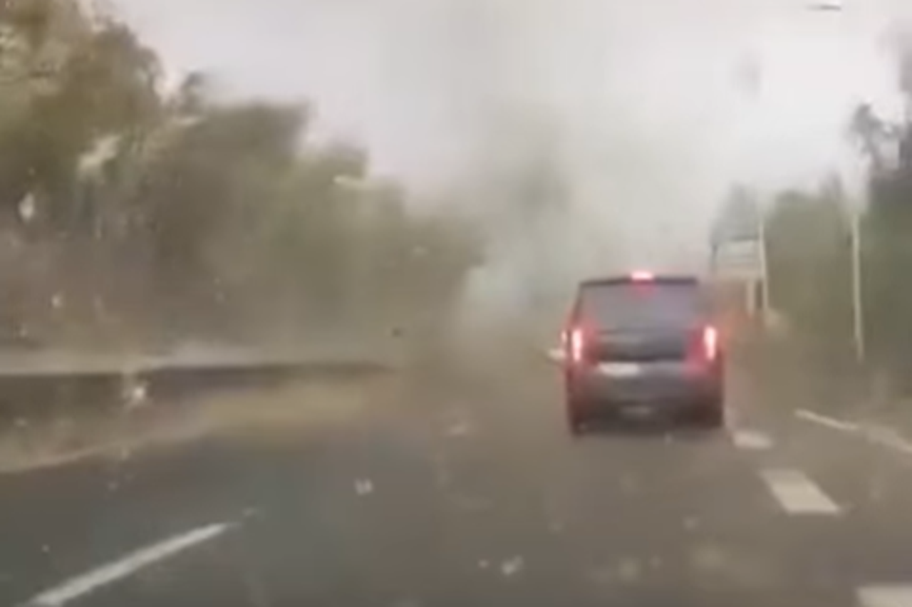 silovit vjetar pogodio područje Val d'Oise sjeverno od Pariza