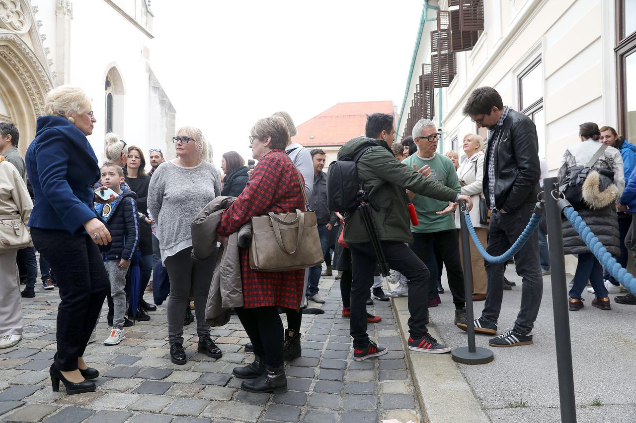 Zagreb: Sasa Pavlić izašao je iz zgrade Vlade nakon razgovora