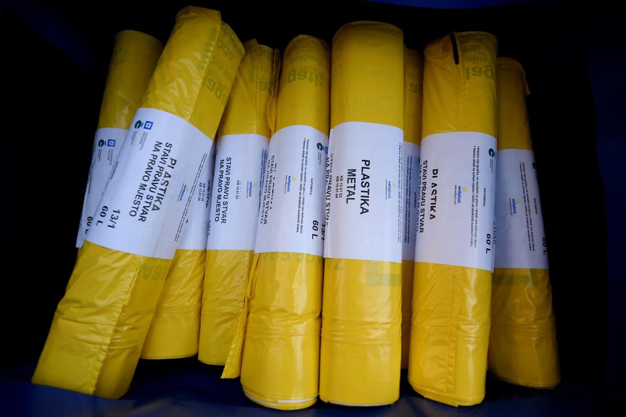 Žute vrećice za staklo i metal