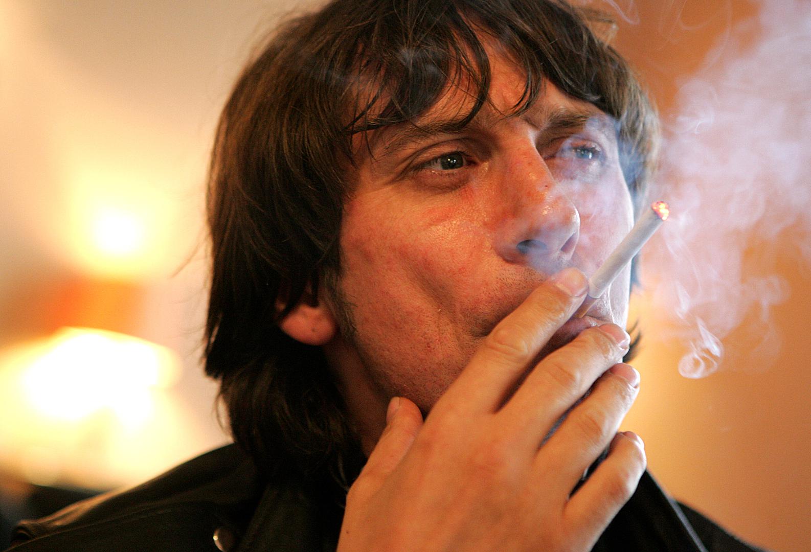 Njihov sin Vili rođen je iste godine kada su se vjenčali, a i on je krenuo očevim glazbenim putem. Nakon što je diplomirao na Akademiji dramskih umjetnosti, sa svojim bendom Donkey Hot nastupa diljem Hrvatske.