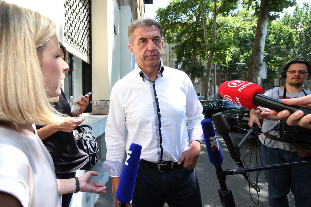 11.07.2016., Trg zrtava fasizma 4, Zagreb - Darko Milinovic dolazi na sjednicu Predsjednistva HDZ-a u sredisnjicu stranke.   Photo: Robert Anic/PIXSELL