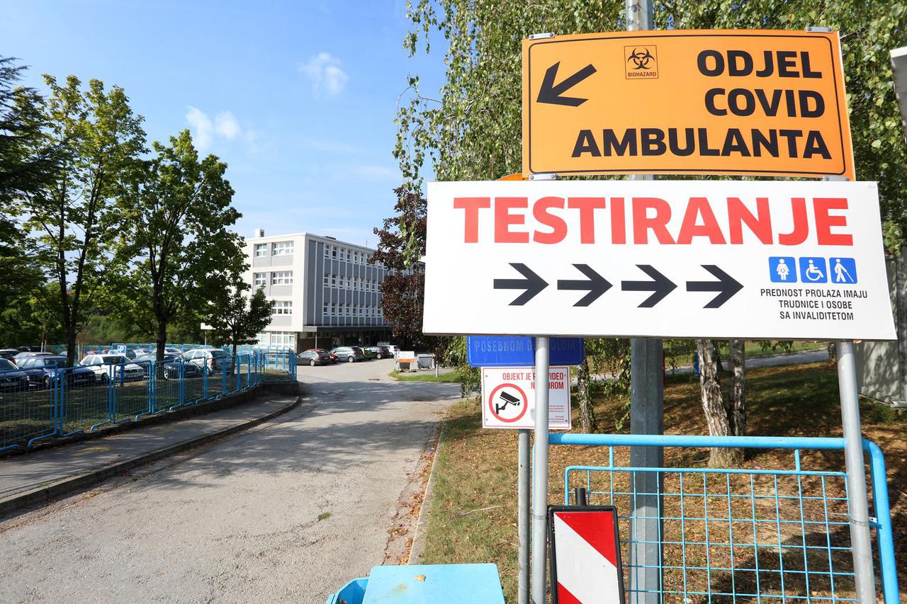 Zgrada Opće bolnice Karlovac u kojoj se nalazi Covid odjel
