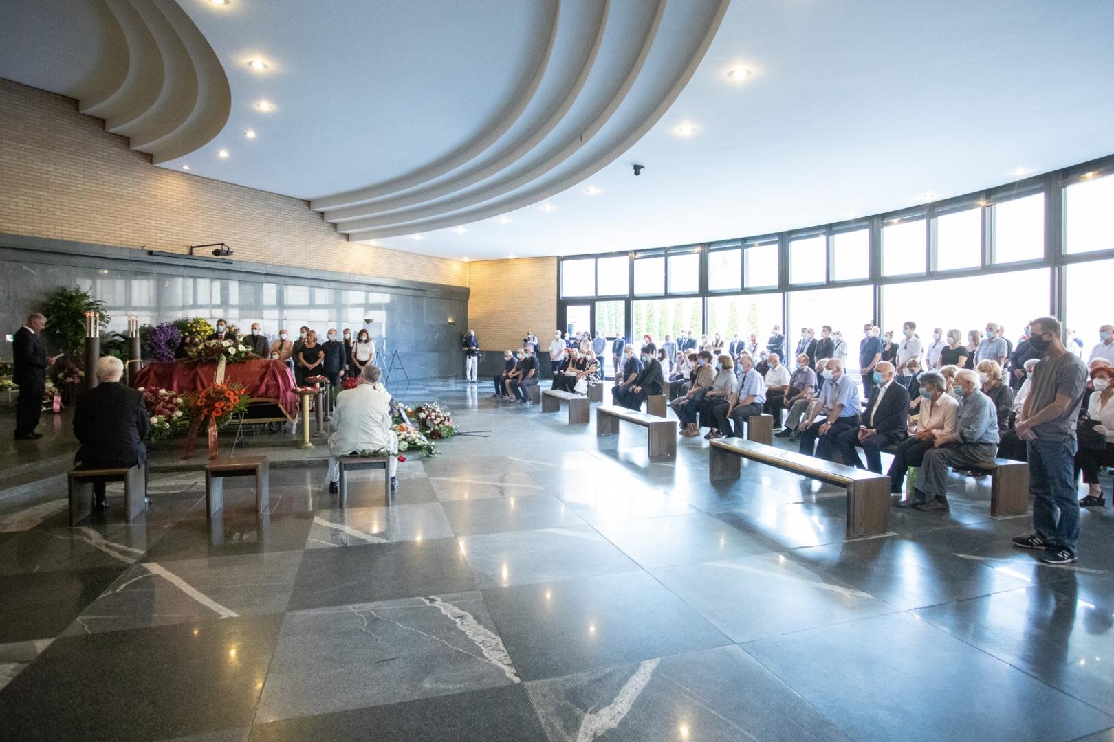 19.08.2020., Zagreb - Posljednji ispracaj nekadasnjeg saborskog zastupnika i sveucilisnog proferora Josipa Kregara na zagrebackom Krematoriju.
Photo: Davor Puklavec/PIXSELL