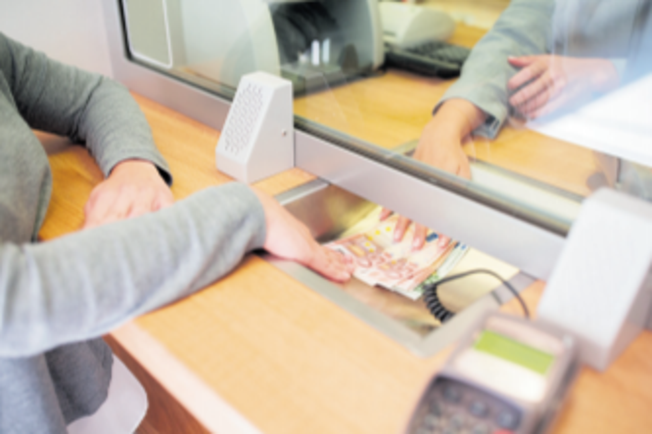 Ako klijent utvrdi da je kupovni tečaj prenizak, može zatražiti storniranje transakcije