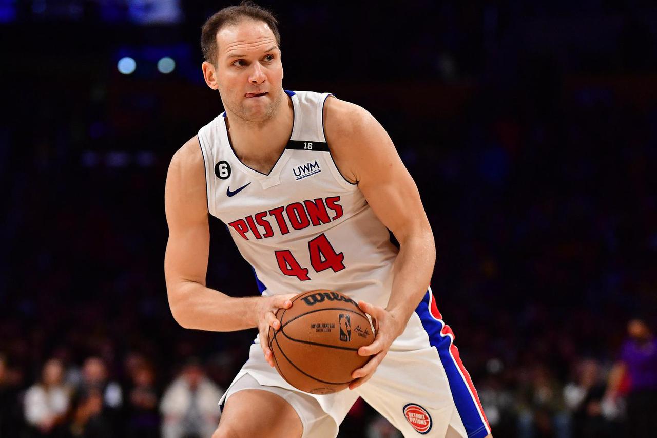 NBA: Detroit Pistons at Los Angeles Lakers