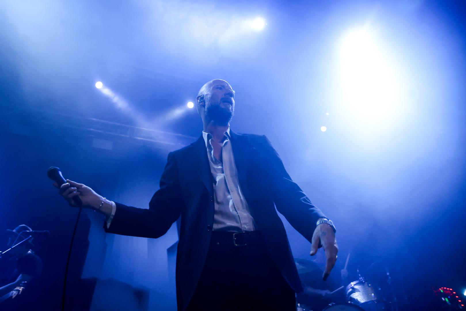 A jučerašnji koncert zaista je bio nezaboravan. Publika, koja je popunila cijelu veliku dvoranu kluba, cijelo je vrijeme vrištala, pljeskala i njihala se u ritmu Høyemovih hitova kao što su "Prisoner of the Road", "Moon Landing", "Into the Sea" i kultna "Madrugada Majesty", a i sam bend bio je sjajan
