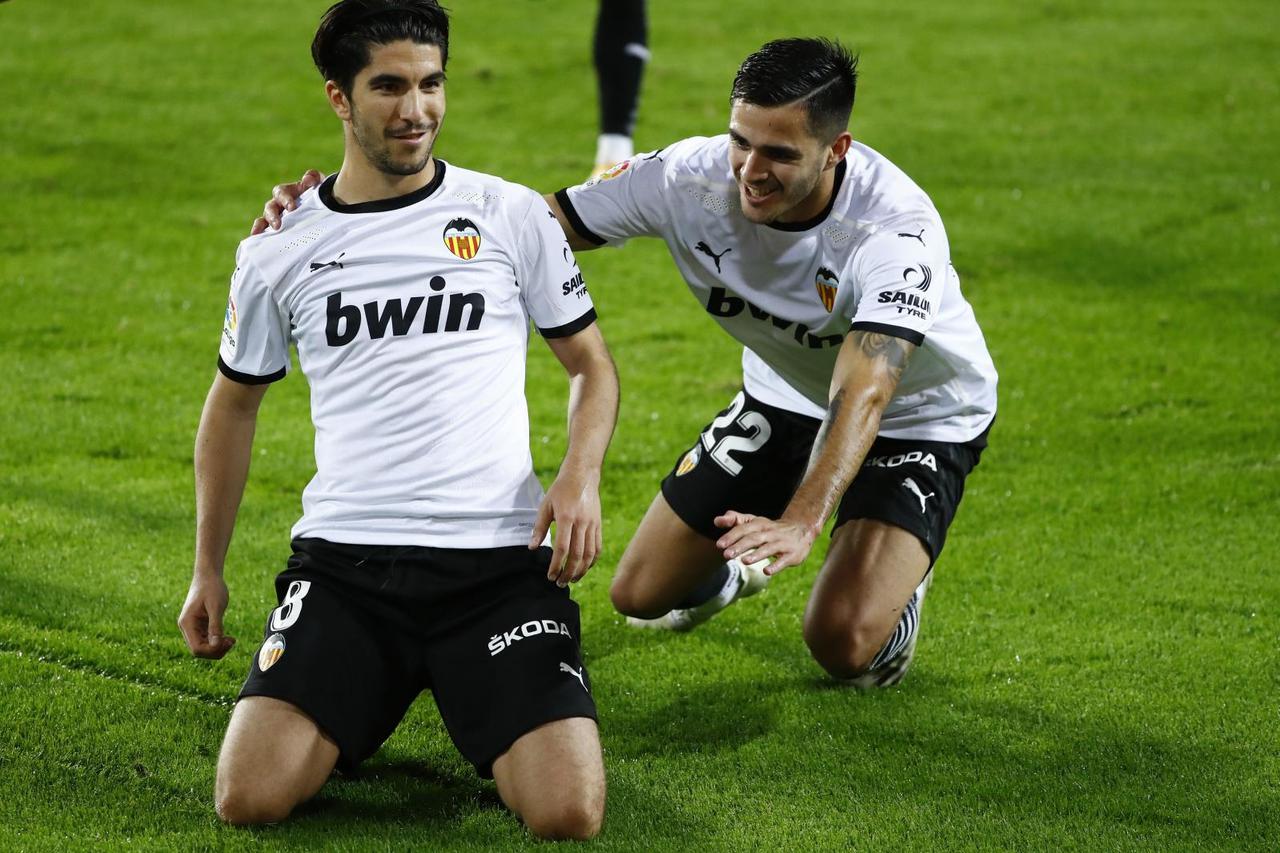 La Liga Santander - Valencia v Real Madrid