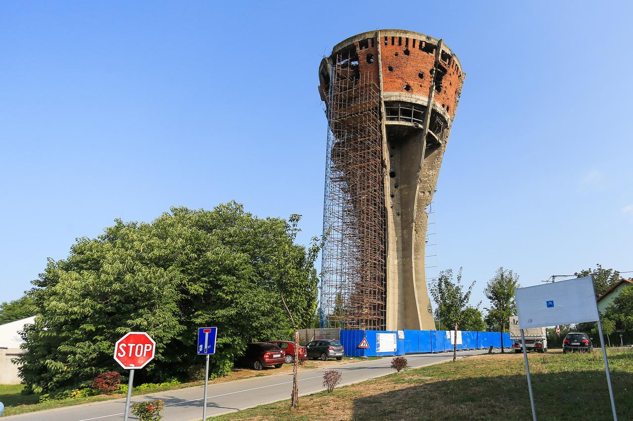 Obnova vodotornja u Vukovaru