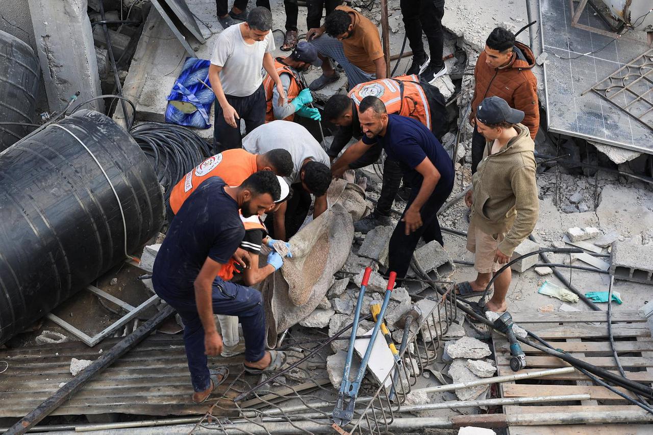 Aftermath of an overnight Israeli strike, in Gaza City