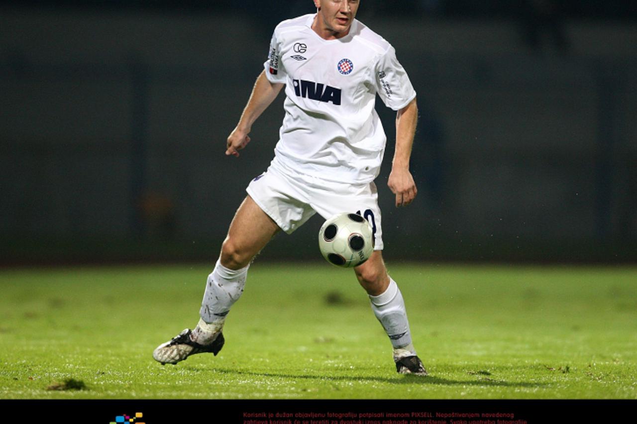 '24.10.2009., Karlovac - Nogometnu utakmicu 12. kola 1. HNL na gradskom stadionu odigrali su NK Karlovac i Hajduk Split. Senijad Ibricic.  Photo: Igor Kralj/24sata'