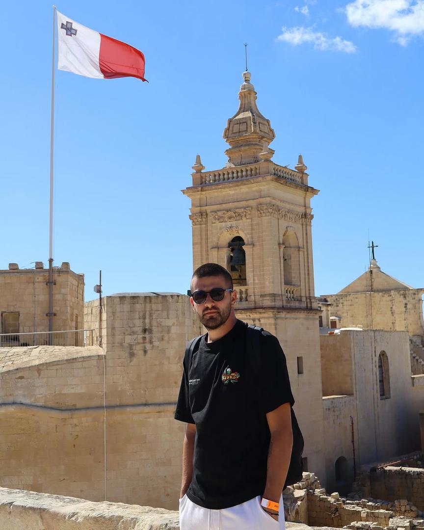 Matt Shaft - Welcome to the circus