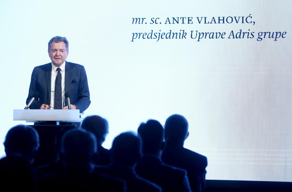 Svečana dodjela donacija i stipendija Zaklade Adris