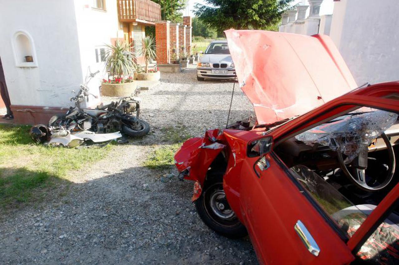 moped, prometna, nesreća (1)