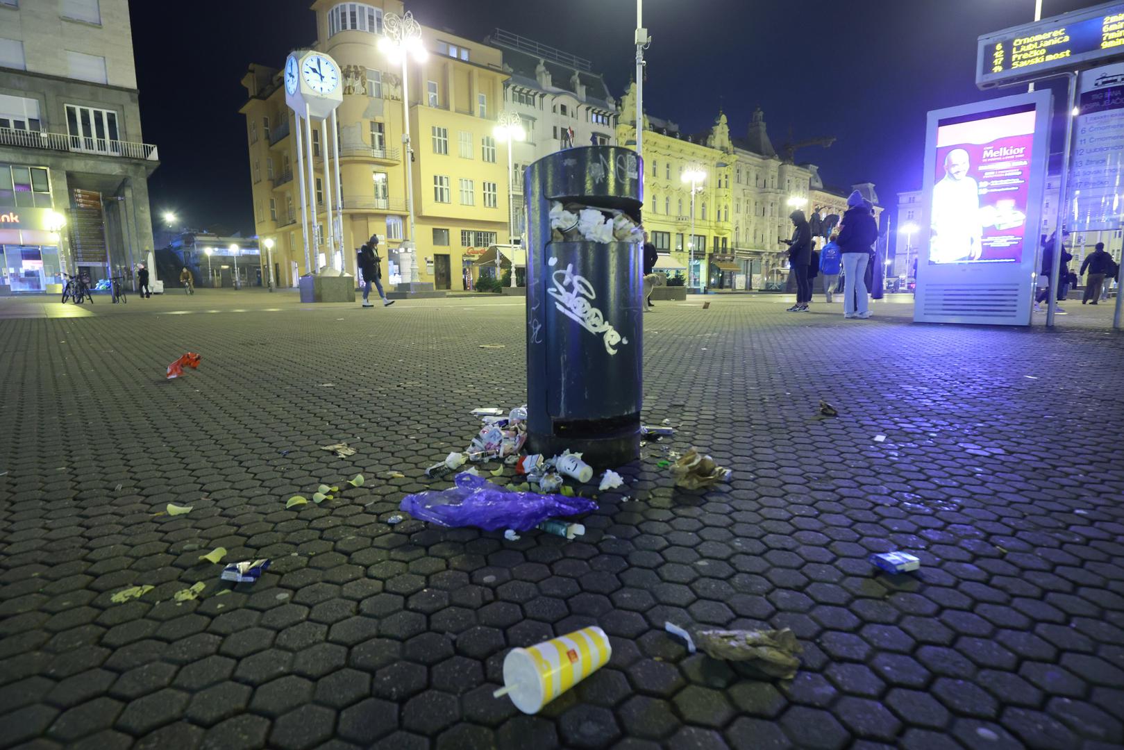 25.01.2023.,Zagreb - Centar grada  prepun je smeca. Radnici Cistoce zasad nisu izasli na teren Photo: Sanjin Strukic/PIXSELL