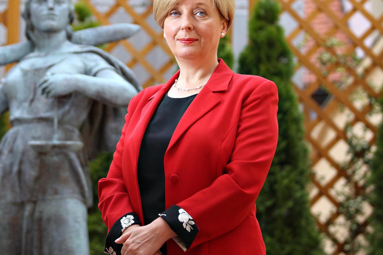 jasna omejec