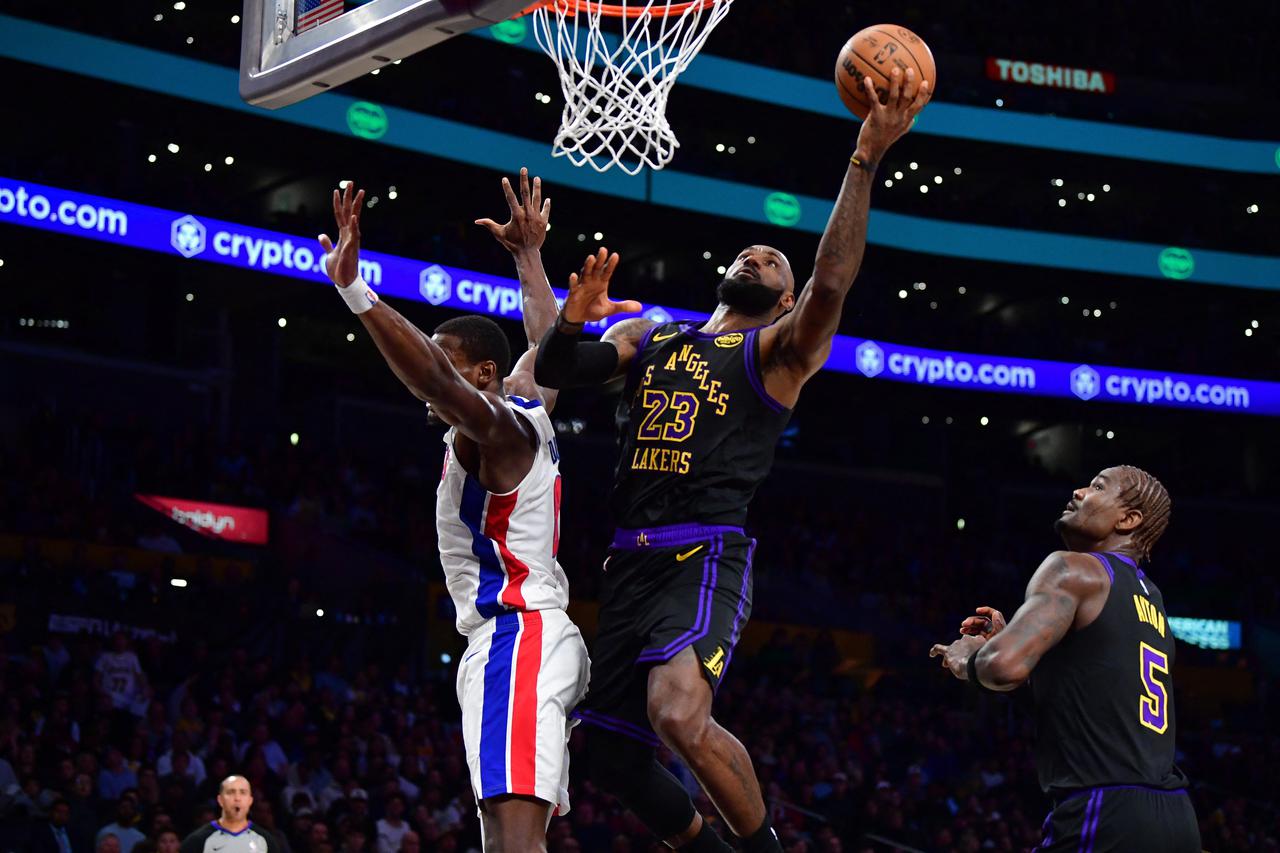 NBA: Detroit Pistons at Los Angeles Lakers