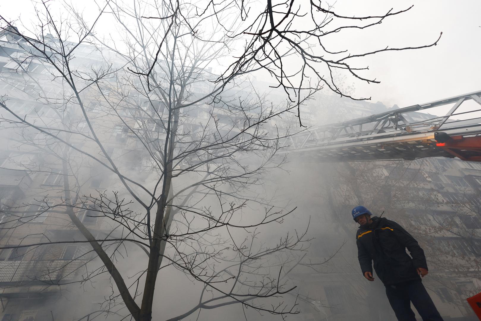 A firefighter works at a site of a residential building heavily damaged during a Russian missile attack, amid Russia's attack on Ukraine, in Kyiv, Ukraine January 2, 2024. REUTERS/Valentyn Ogirenko Photo: VALENTYN OGIRENKO/REUTERS