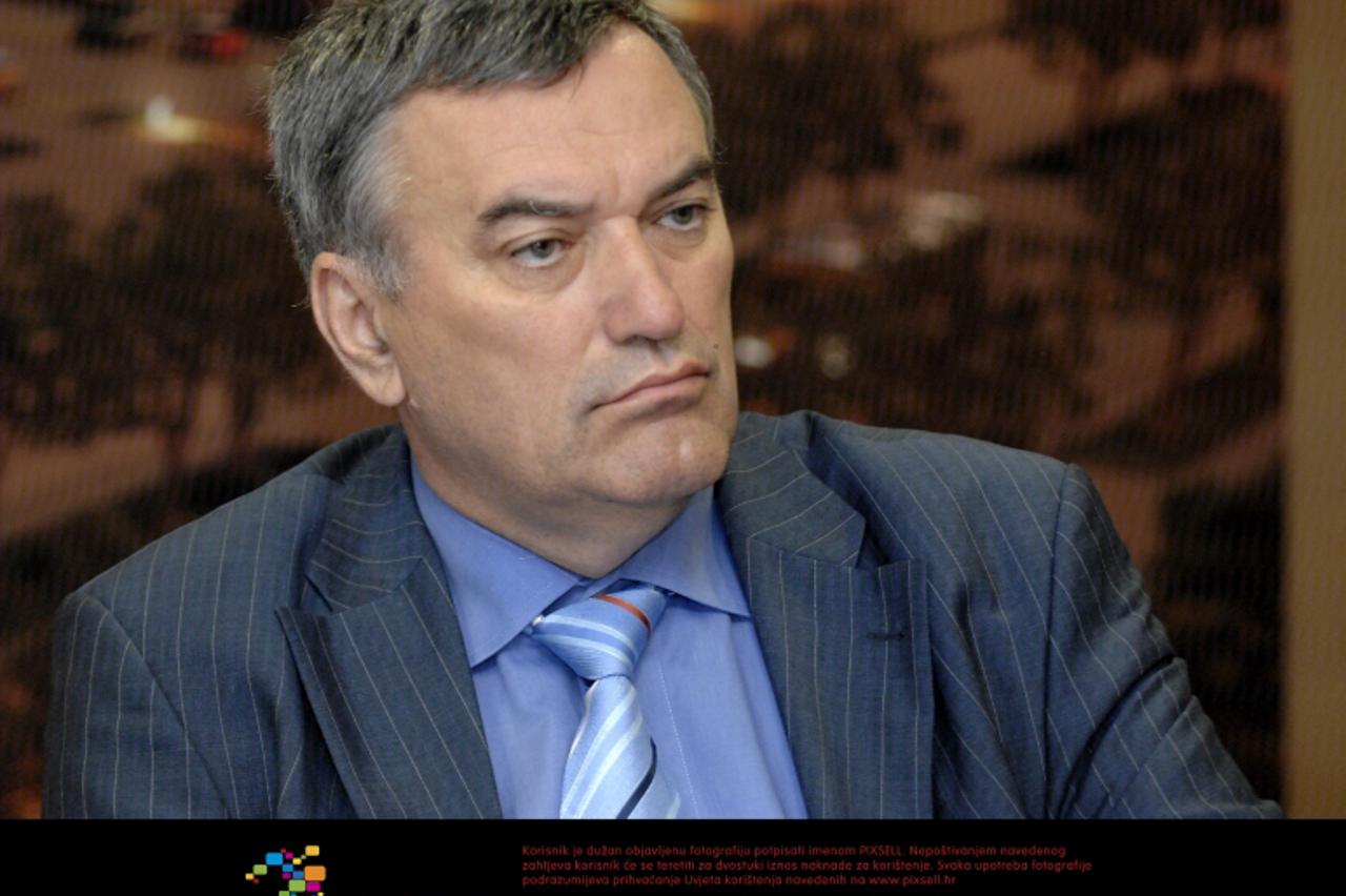 '12.05.2009., Osijek - Odrzana je konferencija za novinare povodom izgradnje novog trgovackog centra Portanova. Investitor Zeljko Bilos.  Photo: Davor Javorovic/Vecernji list'