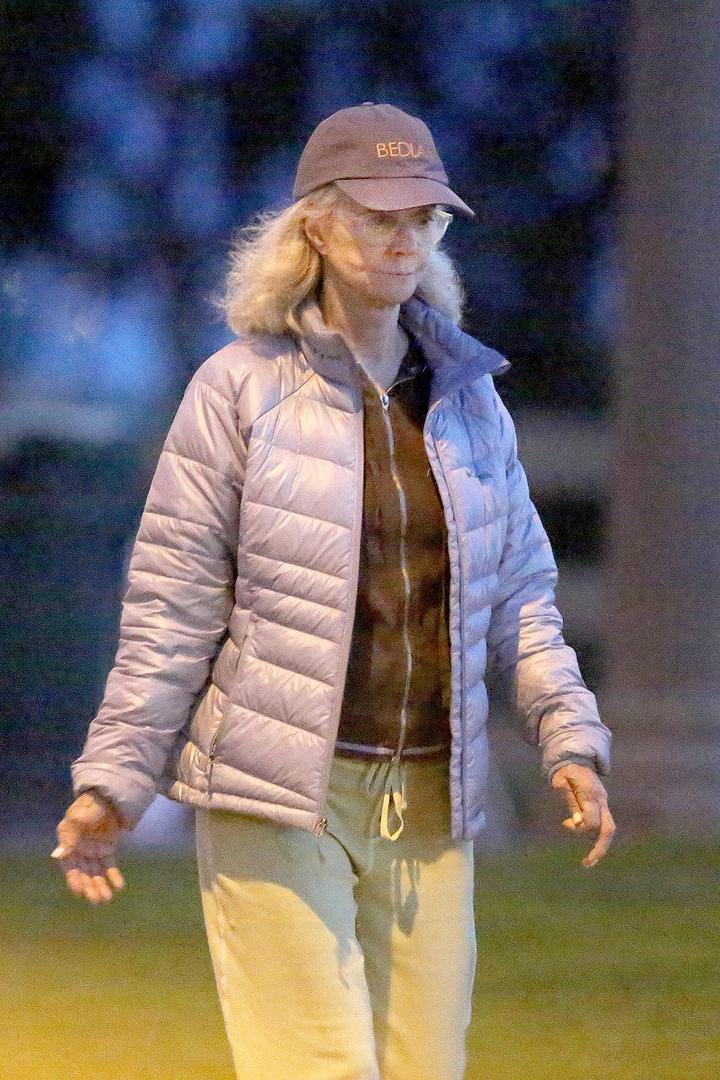 Glumica Blythe Danner jedna je od rijetkih zvijezda Hollywooda koja stari dostojanstveno i ne pokušava zaustaviti taj proces operacijama i tretmanima za pomlađivanje.