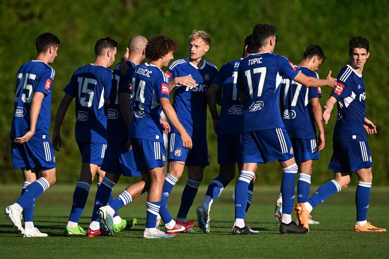Kranj: FC Koper i GNK Dinamo odigrali prijateljsku utakmicu
