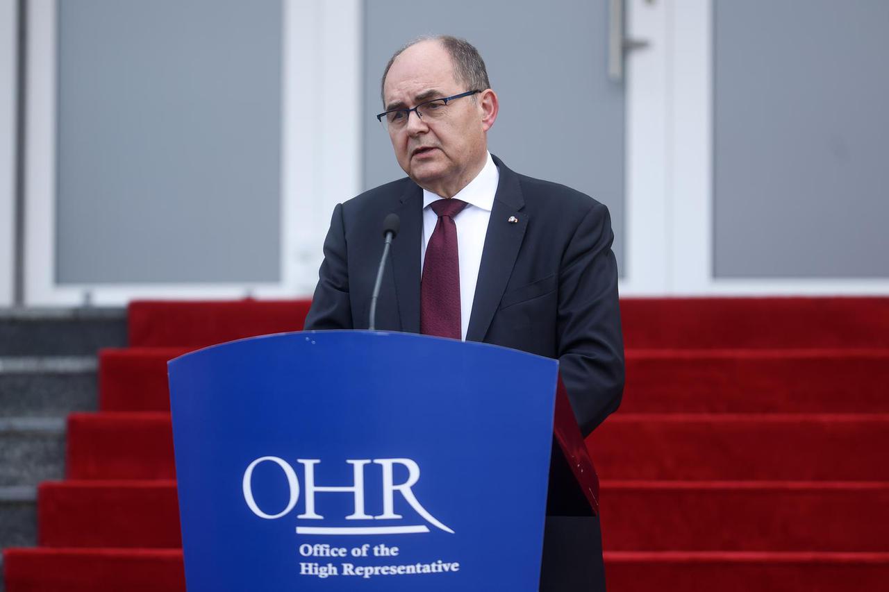Sarajevo: Christian Schmidt održao konferenciju za medije nakon sastanka s Alexanderom Van der Bellenom