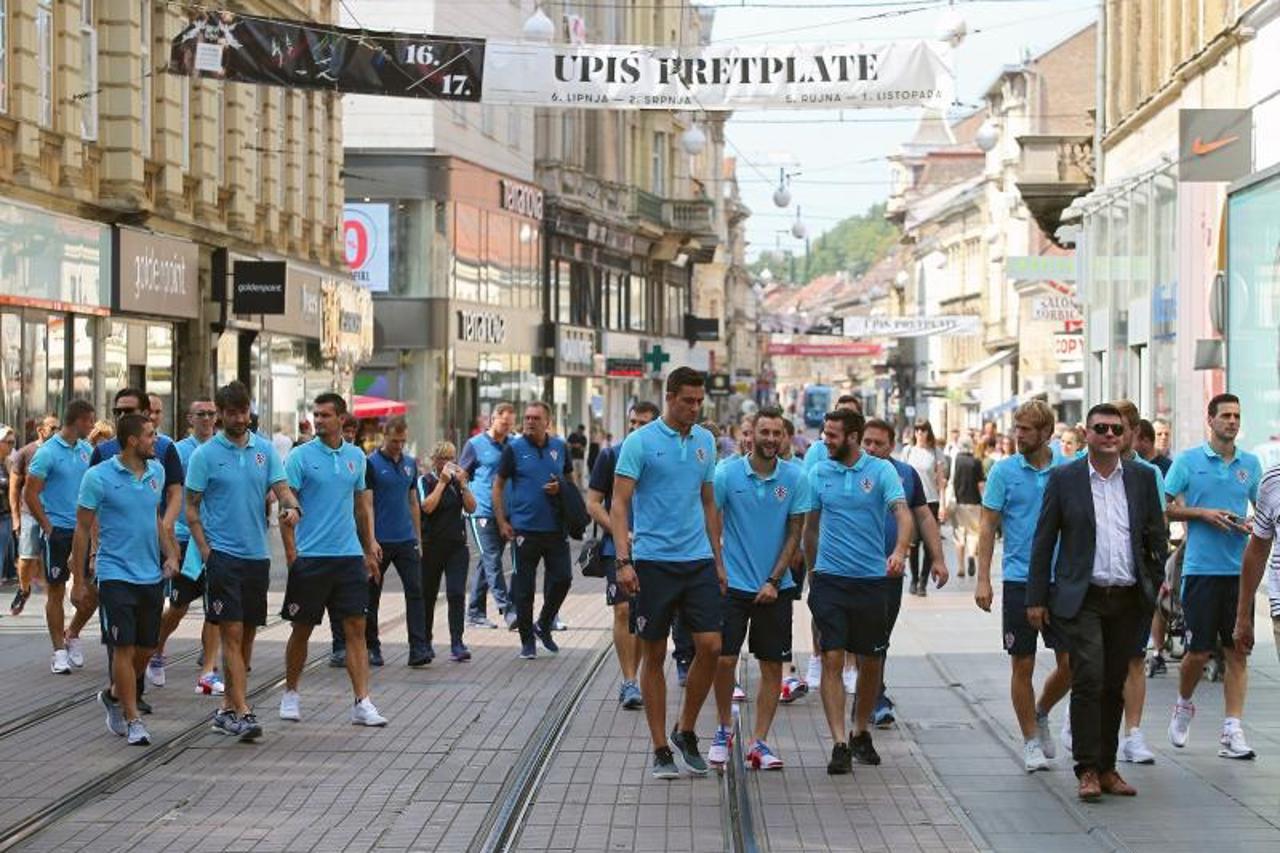 Hrvatska reprezentacija u šetnji Zagrebom