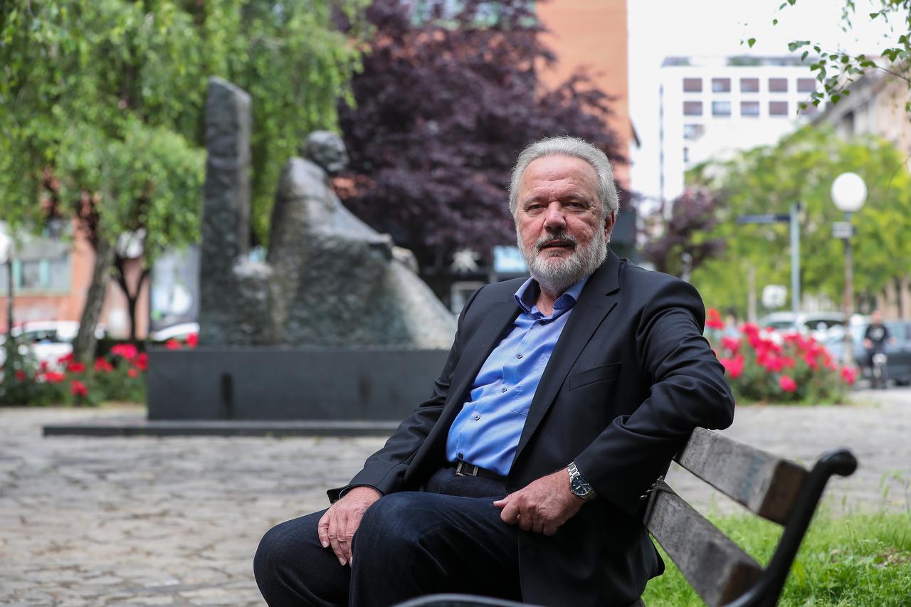 Zagreb: Političar Neven Mimica