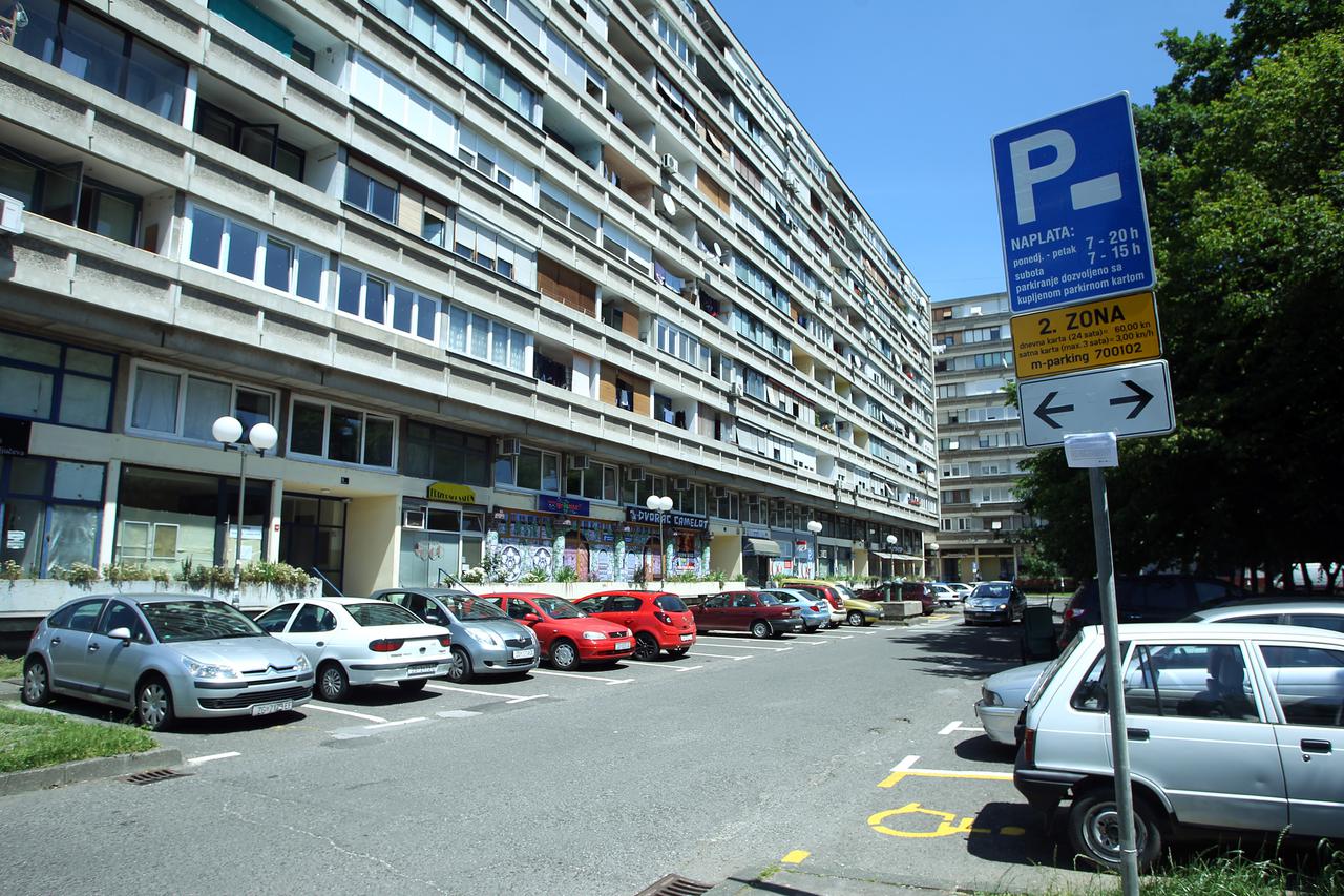 Parkiranje na Trnju