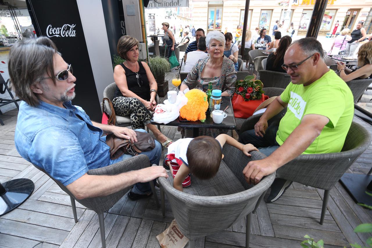 01.07.2016., Zagreb - Gradska kavana Johann Franck, politicari Damir Kajin, Jadranka Kosor i Branko Vuksic na kavi.  Photo: Dalibor Urukalovic/PIXSELL
