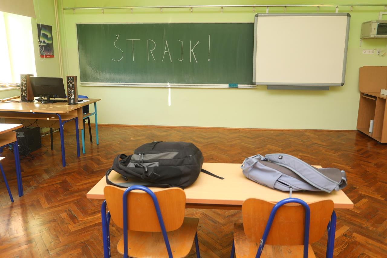 Karlovac: Štrajk u školama