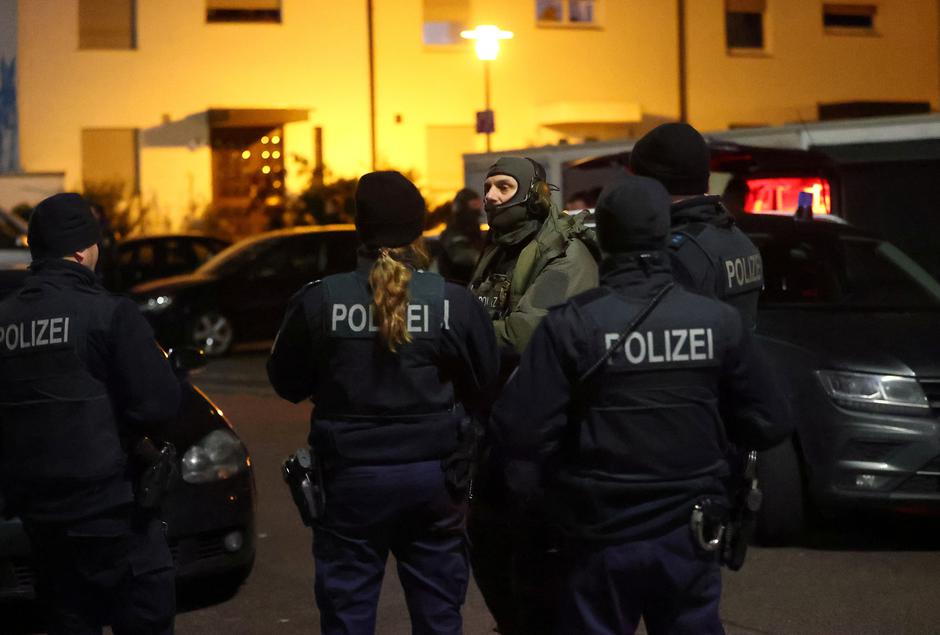 Njemačka policija nakon pokolja u Hanau