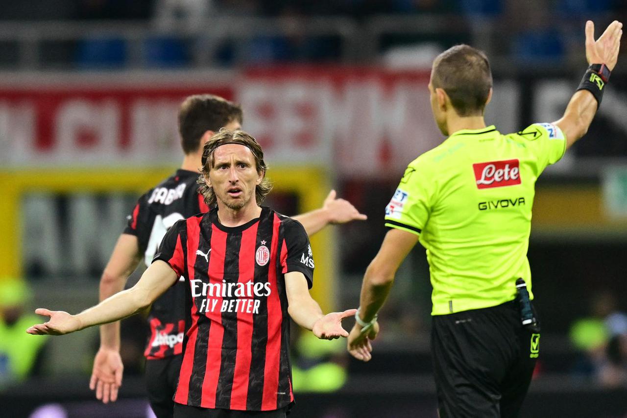 Serie A - AC Milan v Pisa SC