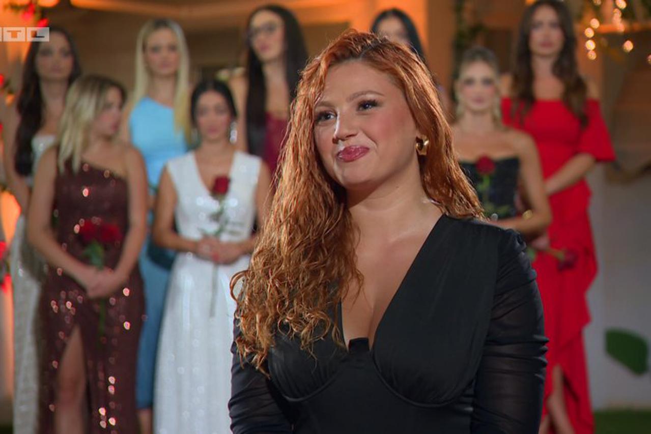 Maja, Gospodin Savršeni