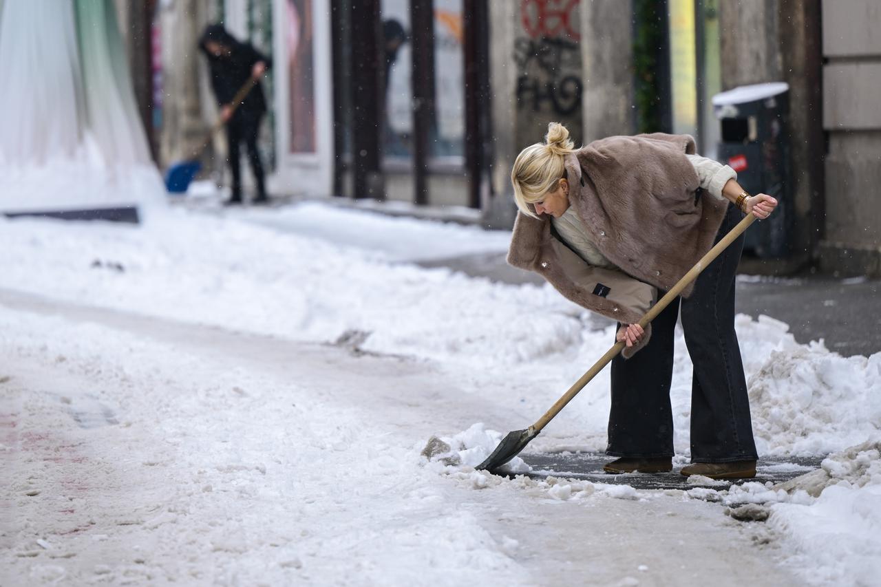 Zagreb: Čišćenje gradskih ulica
